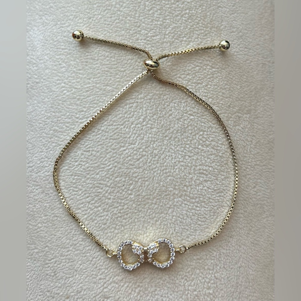 18k Gold Butterfly 🦋 Infinity Lariat Bracelet